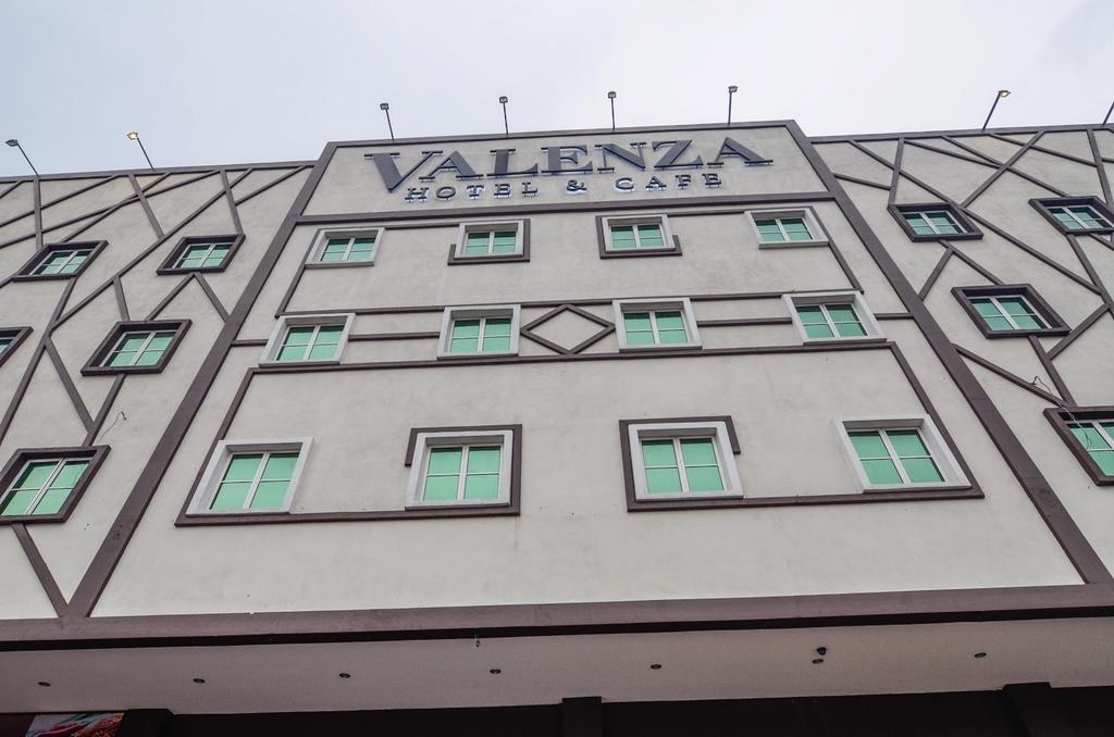 Hotel Valenza Kuala Lumpur Exterior photo